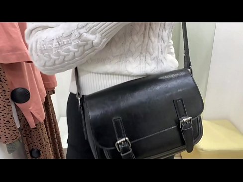 ❤️ Pampublikong masturbesyon ng batang asong si FeralBerry na may dildo sa fitting room ❤ Porno sa porn tl.vegasservice.ru ☑